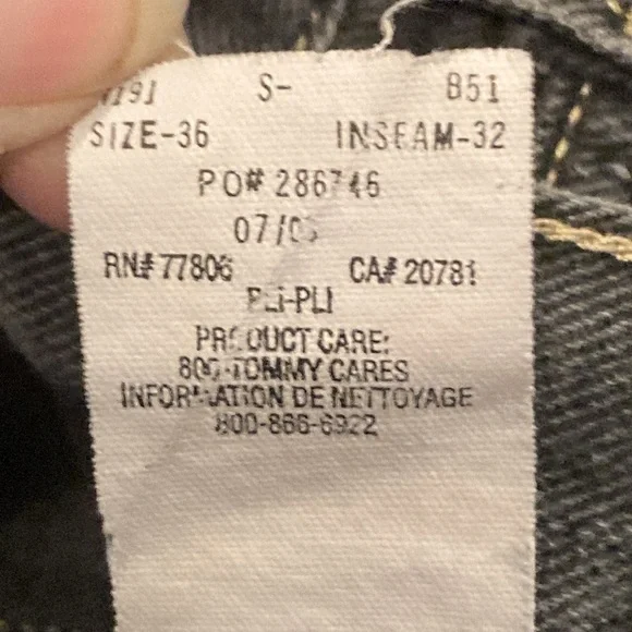 Tommy Jeans ripped knee black size 36 /32 great condition no flaws mens - Picture 4 of 9